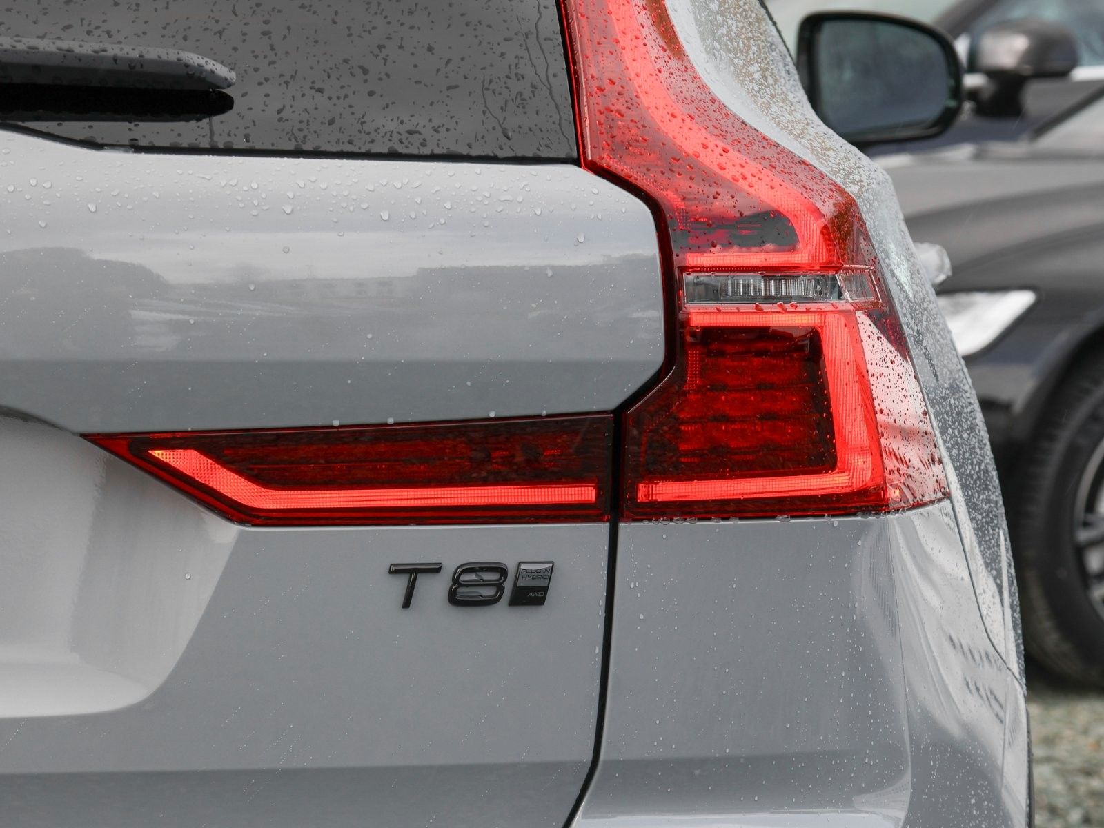 Fahrzeugabbildung Volvo XC60 Plus Black Edition T8 PHEV