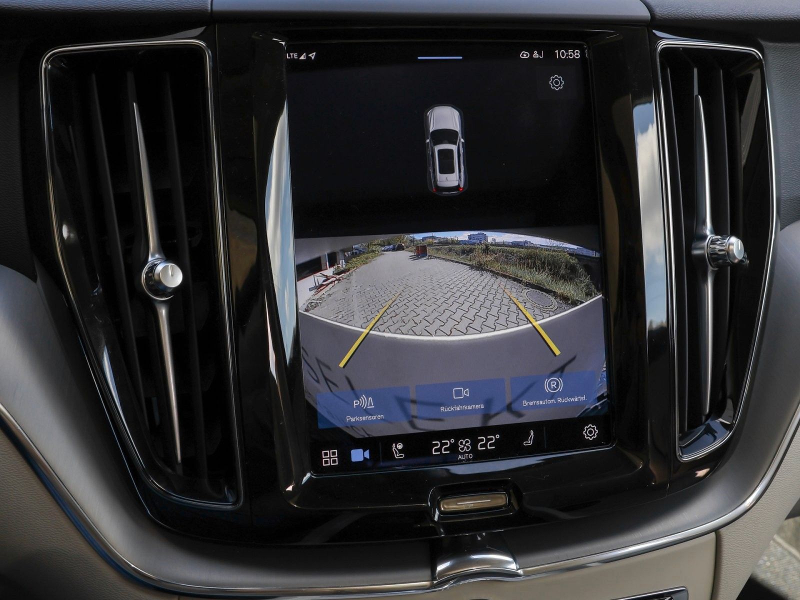Fahrzeugabbildung Volvo XC60 Inscription Expression Recharge PHEV