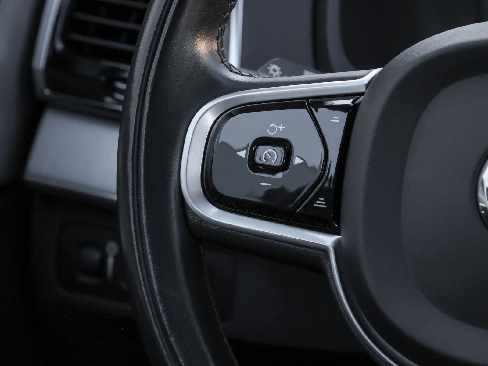 Fahrzeugabbildung Volvo XC90 Inscription Expression Recharge PHEV