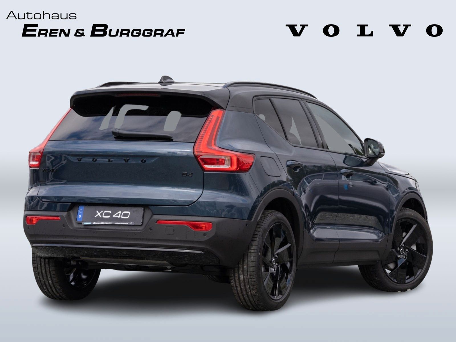Fahrzeugabbildung Volvo XC40 Plus Black Edition 2WD