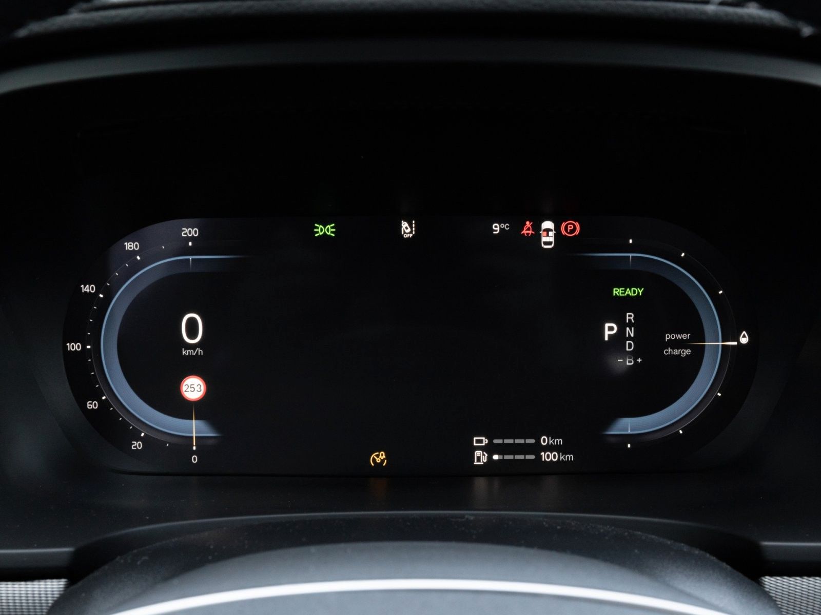 Fahrzeugabbildung Volvo V90 Kombi Plus Dark PHEV AWD UPE: 92.060,-