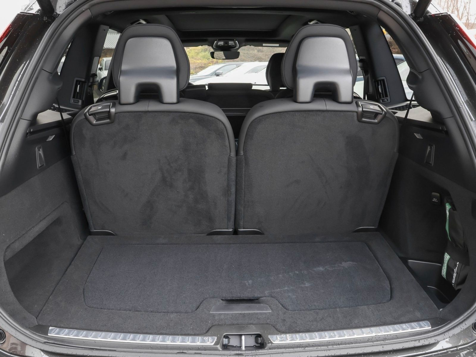 Fahrzeugabbildung Volvo XC90 Ultra Dark Recharge Plug-In Hybrid AWD