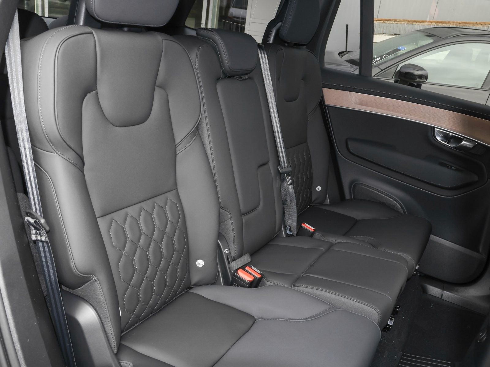 Fahrzeugabbildung Volvo XC90 Ultra Dark Recharge Plug-In Hybrid AWD
